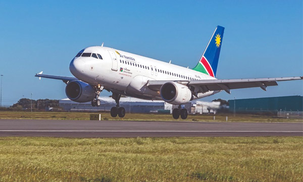 Pas de rpit en 2020 pour Air Namibia qui volue dans un ciel nuageux  