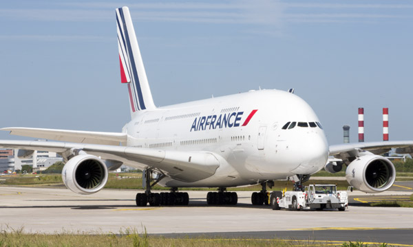 Air France rduit ses capacits de 70% et cloue ses A380 au sol