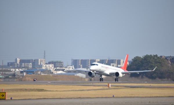 Le FTV10 du SpaceJet de Mitsubishi fait son premier vol