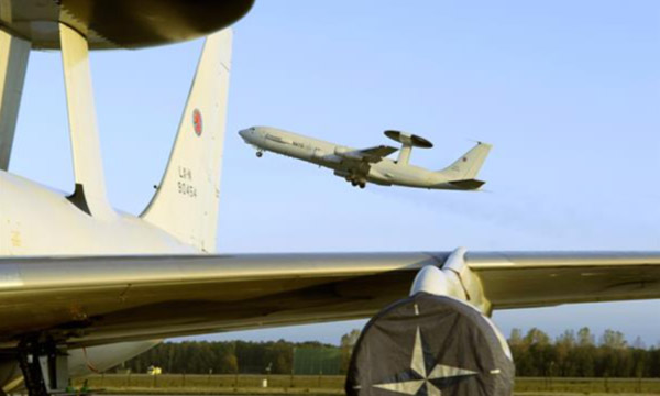 MCO : AFI KLM E&M signe un nouveau contrat de support équipements pour les E-3A Sentry de l'OTAN