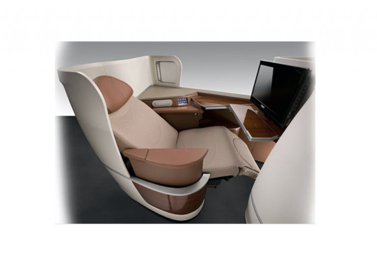 B/E Aerospace Business class seat Diamond®